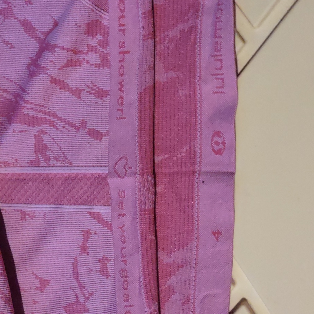 Lululemon Swiftly Tech Racerback - Picture 10 of 10